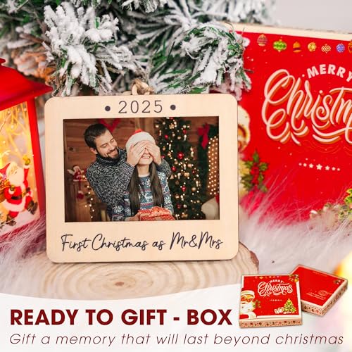 Christmas Ornament Picture Frame - Wooden Landscape Photo Frame for Tree U75225