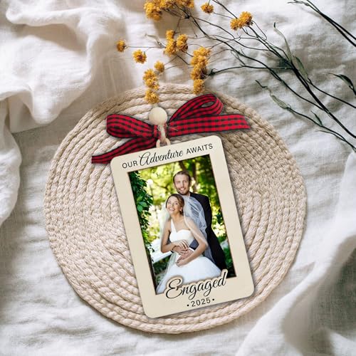 Christmas Ornament Picture Frame - Wooden Landscape Photo Frame for Tree U75225