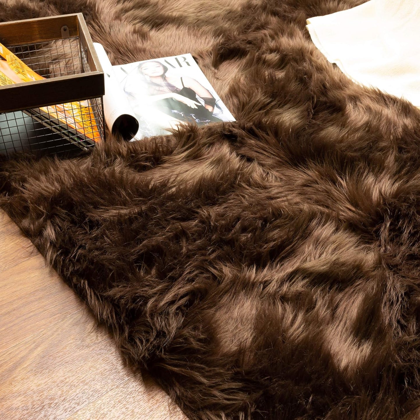 Faux Sheepskin Area Rug, Dark Brown 5 x 7 Feet O228