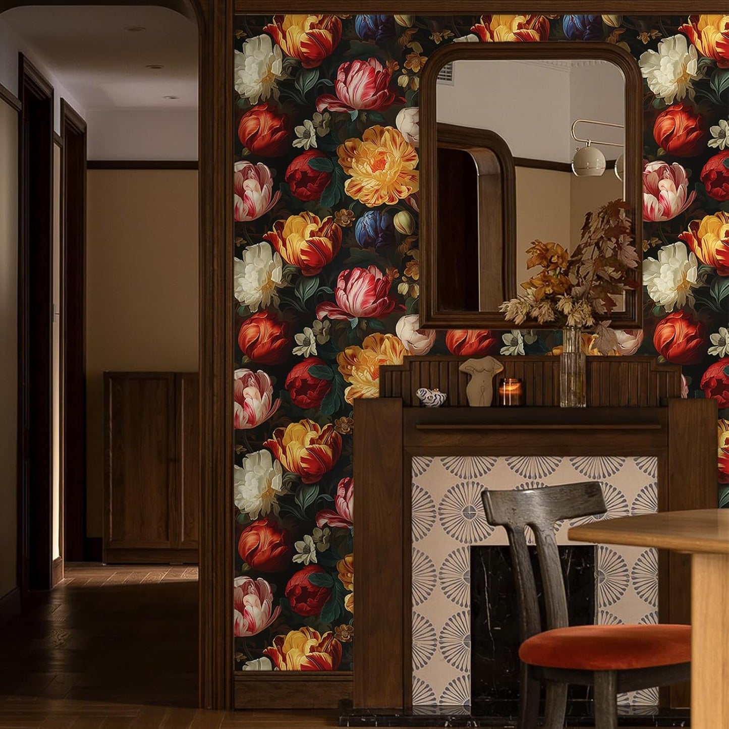 Antique Tulips Floral Peel and Stick Wallpaper for Bedroom Bathroom N48948