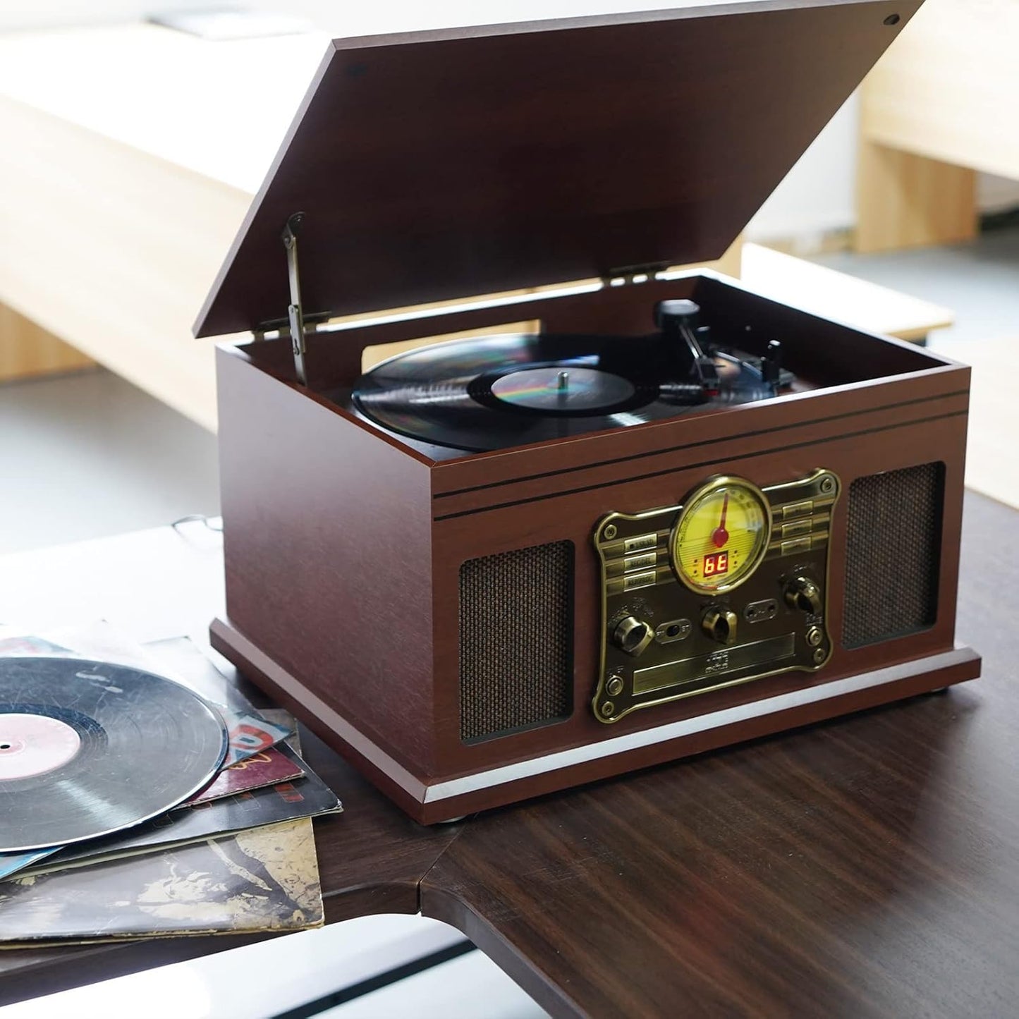 Bluetooth Record Player, 3-Speed Turntable with Speakers, LP to MP3 Converter P39757