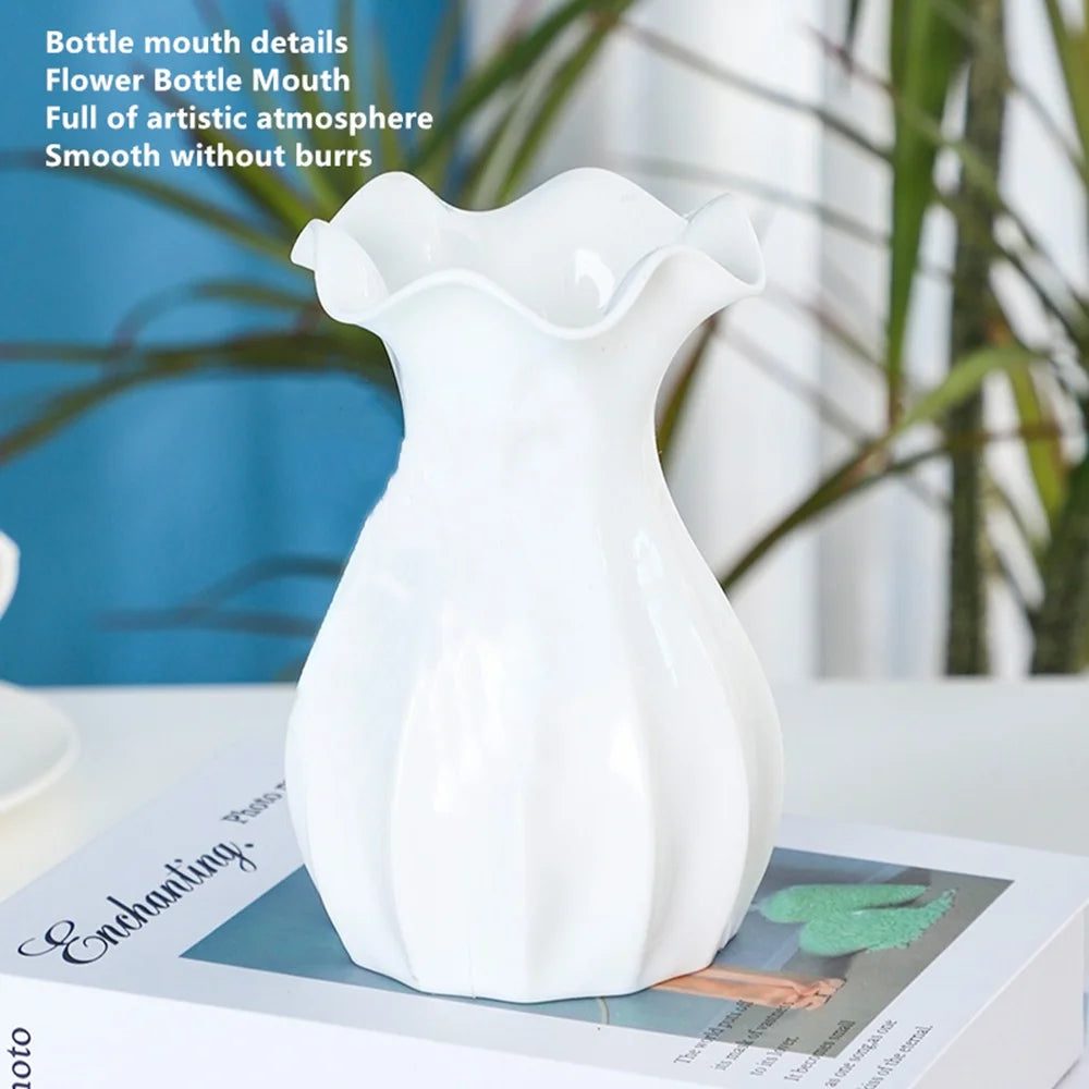White vase D5853