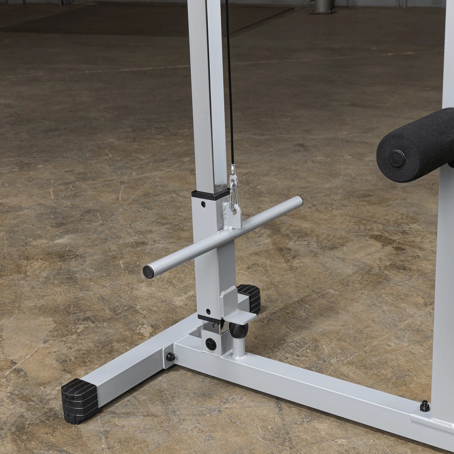 Lat Pulldown and Low Row Machine S42725