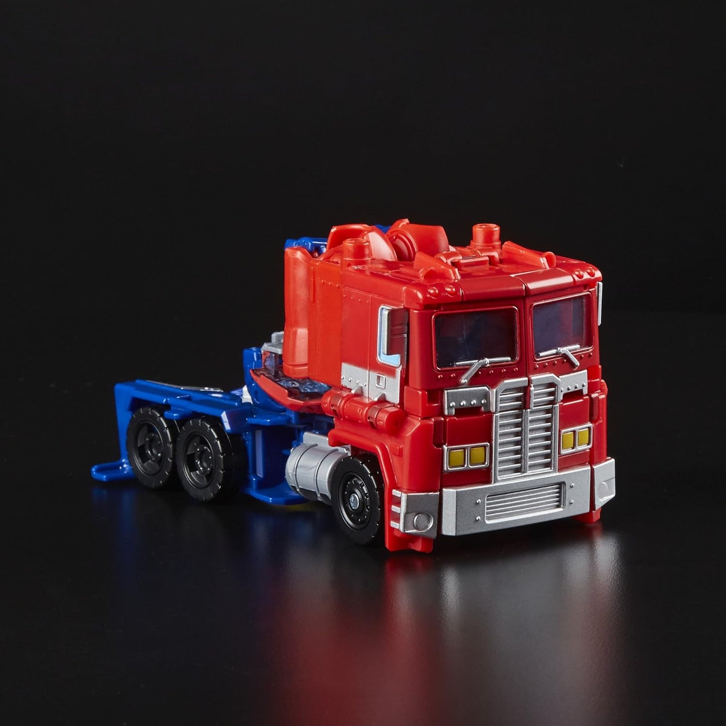 Optimus Prime Leader Action Figure S110451
