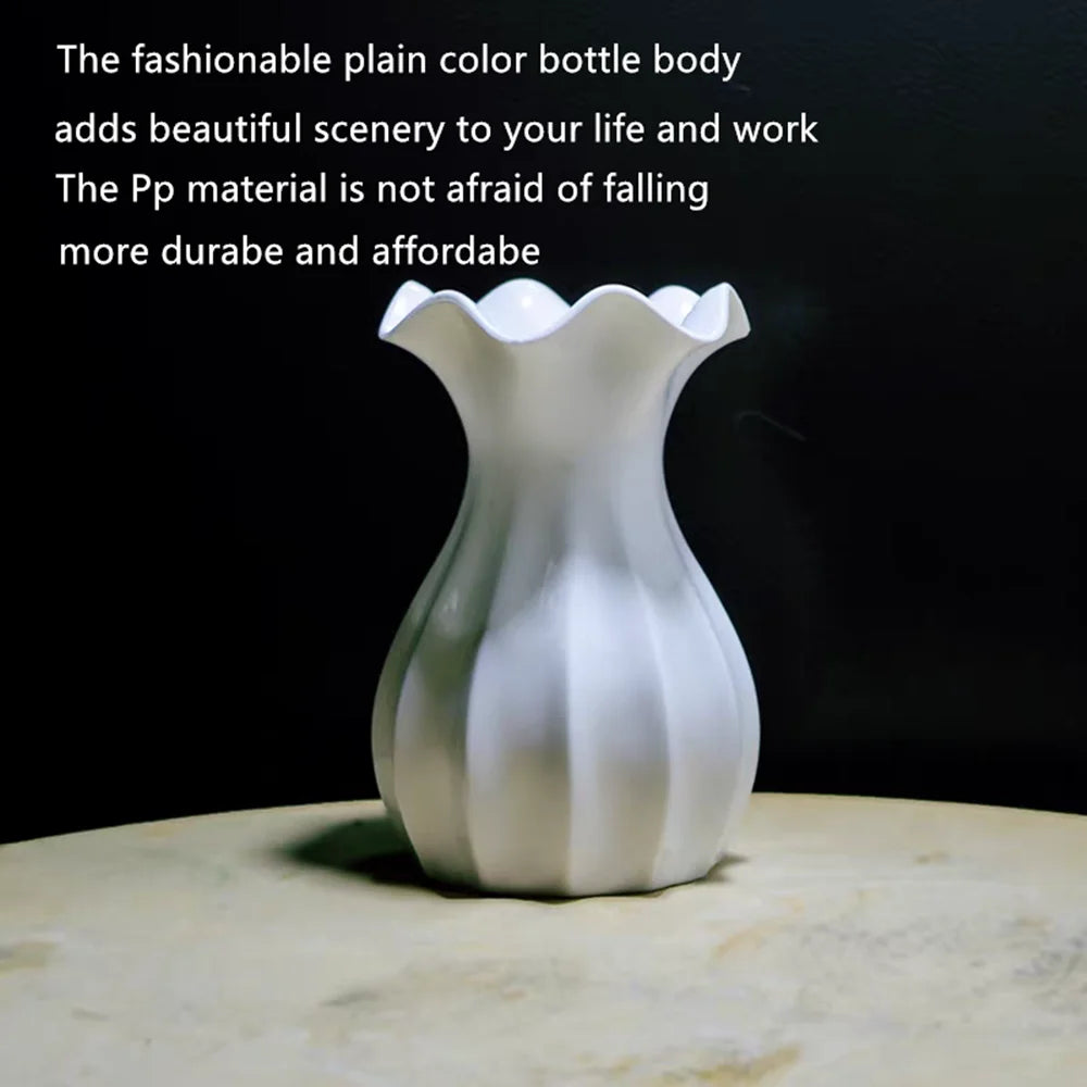 White vase D5853
