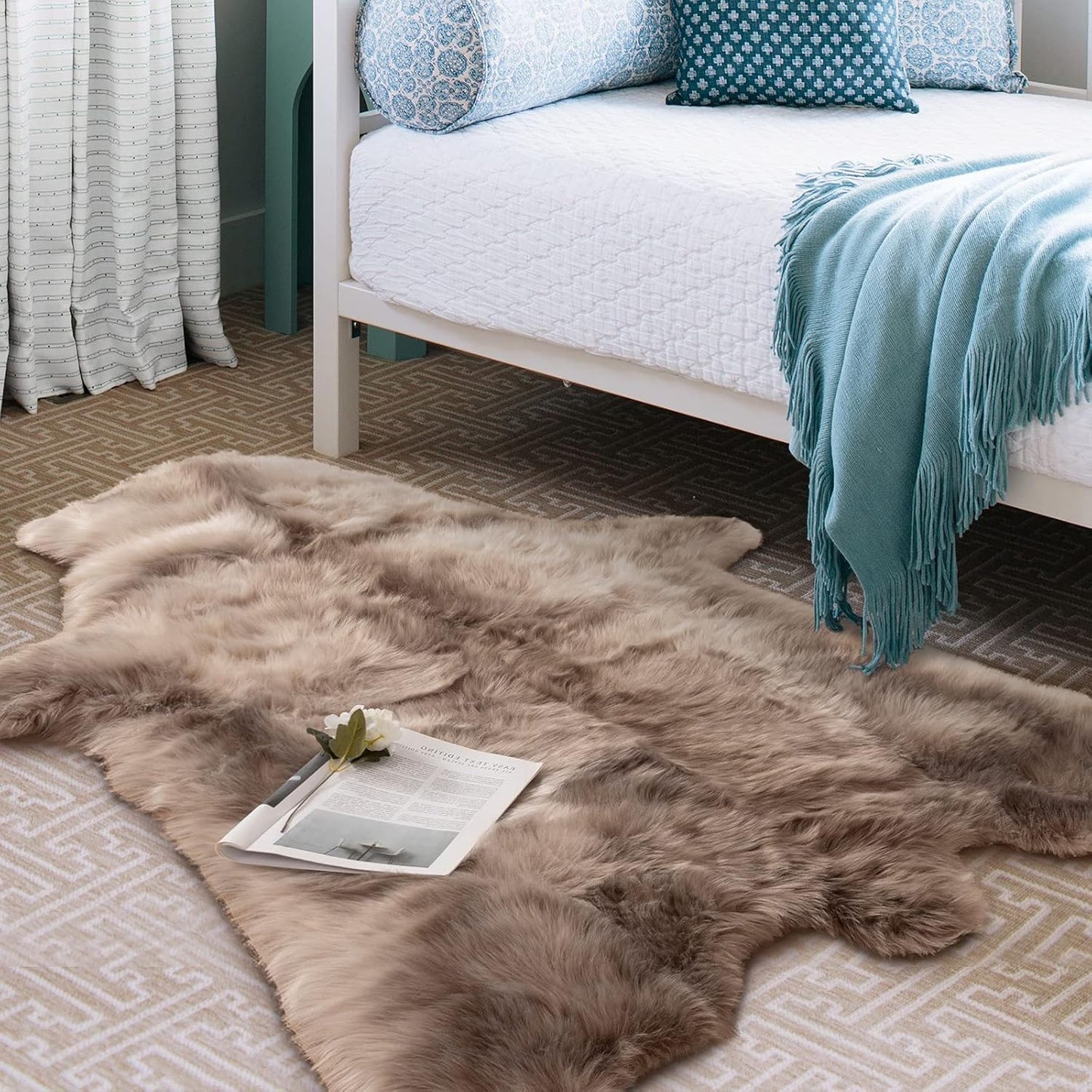 Faux Fur Area Rug for Bedroom Living Room, 4ft x 5ft, Brown F280