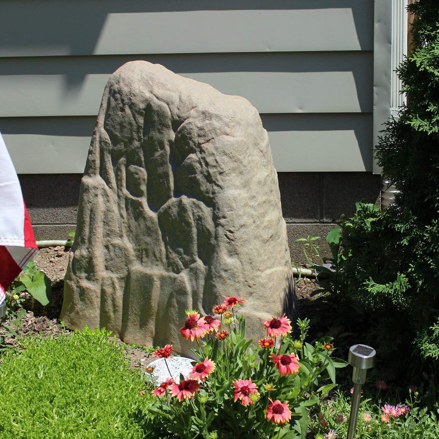 Large Lightweight Landscape Rock, Easy to Install S147940