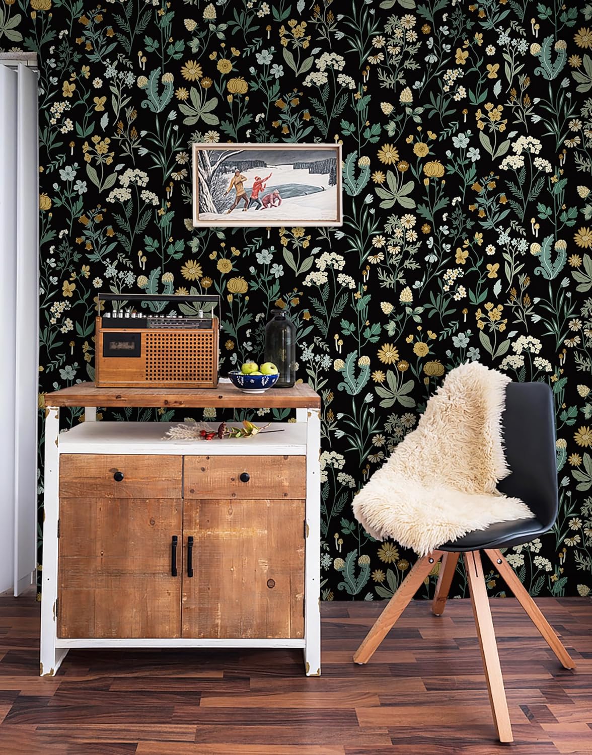 Dark Wild Floral Peel and Stick Wallpaper K742513