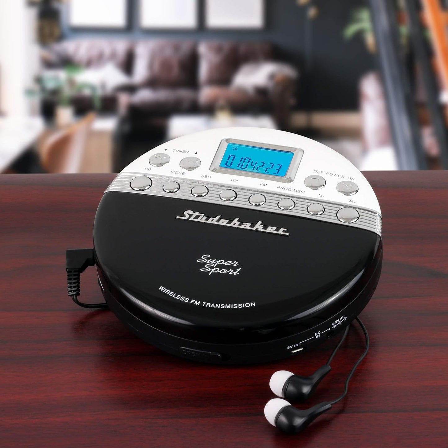 Portable CD Player with FM Stereo Radio and Earbuds F7921