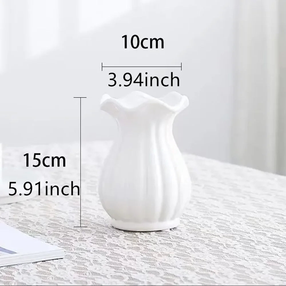 White vase D5853