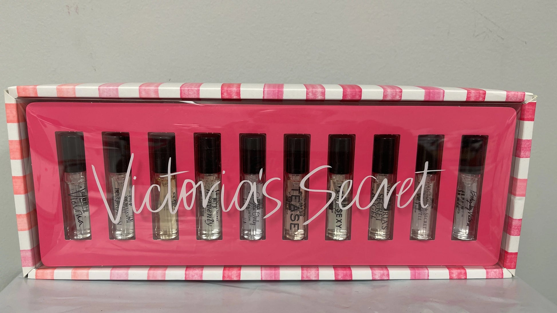 Victoria's Secret Mini 10 Piece Gift set Eau De Parfum Perfume