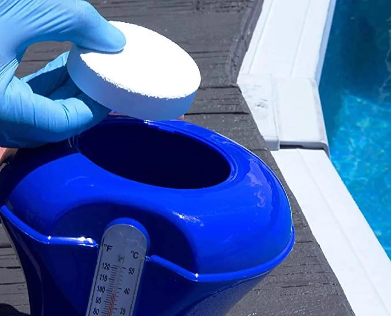 3" Stabilized Chlorinating Tablets for Swimming Pool and Hot Tubs, 25 lbs Y91679