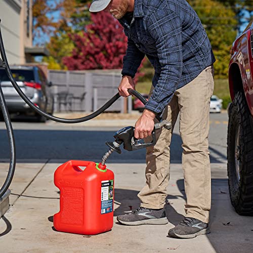 5 Gal Dual Handle Gasoline Can with Controllable Flow Nozzle S8825