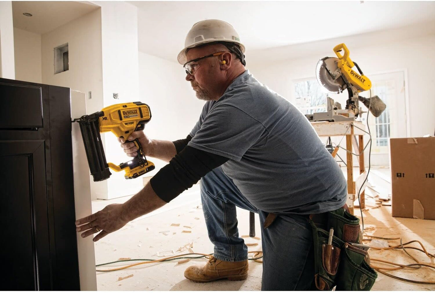 Cordless Brad Nailer Kit, 18GA Z4103
